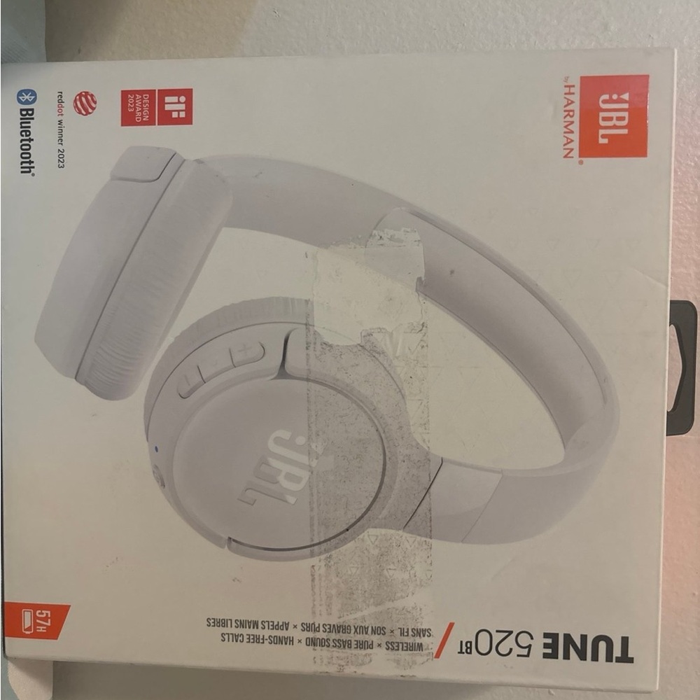 JBL wireless headphone
